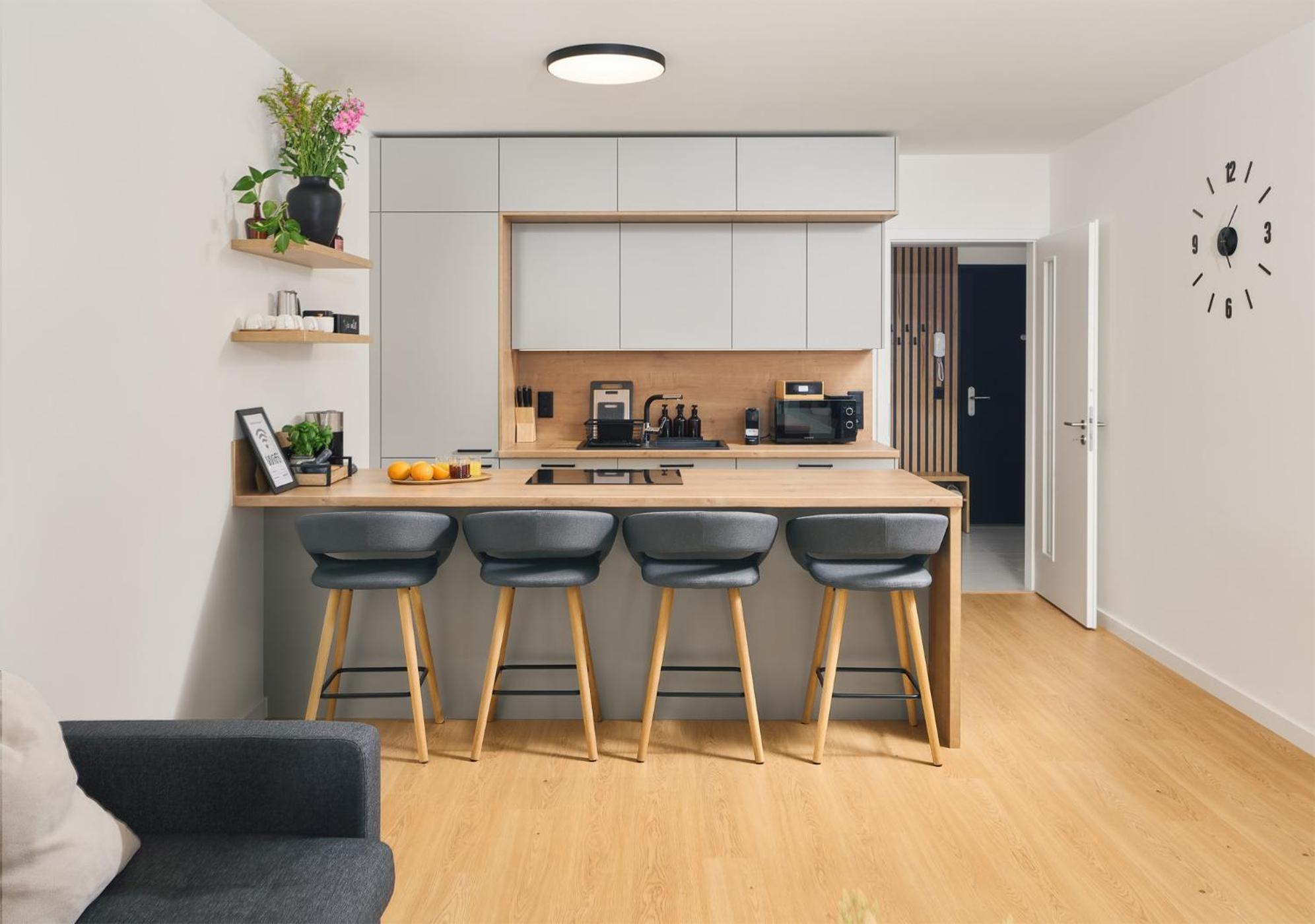 Beta Home - Garage, Air Condition, Garden, At Metro Prag Eksteriør billede